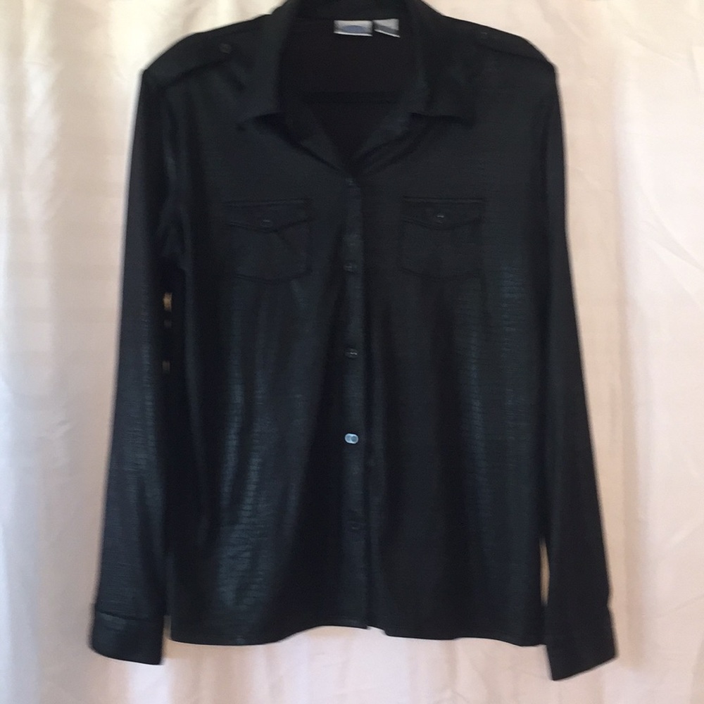 DG2 Black Women’s Long sleeve-L- faux reptile-NWOT